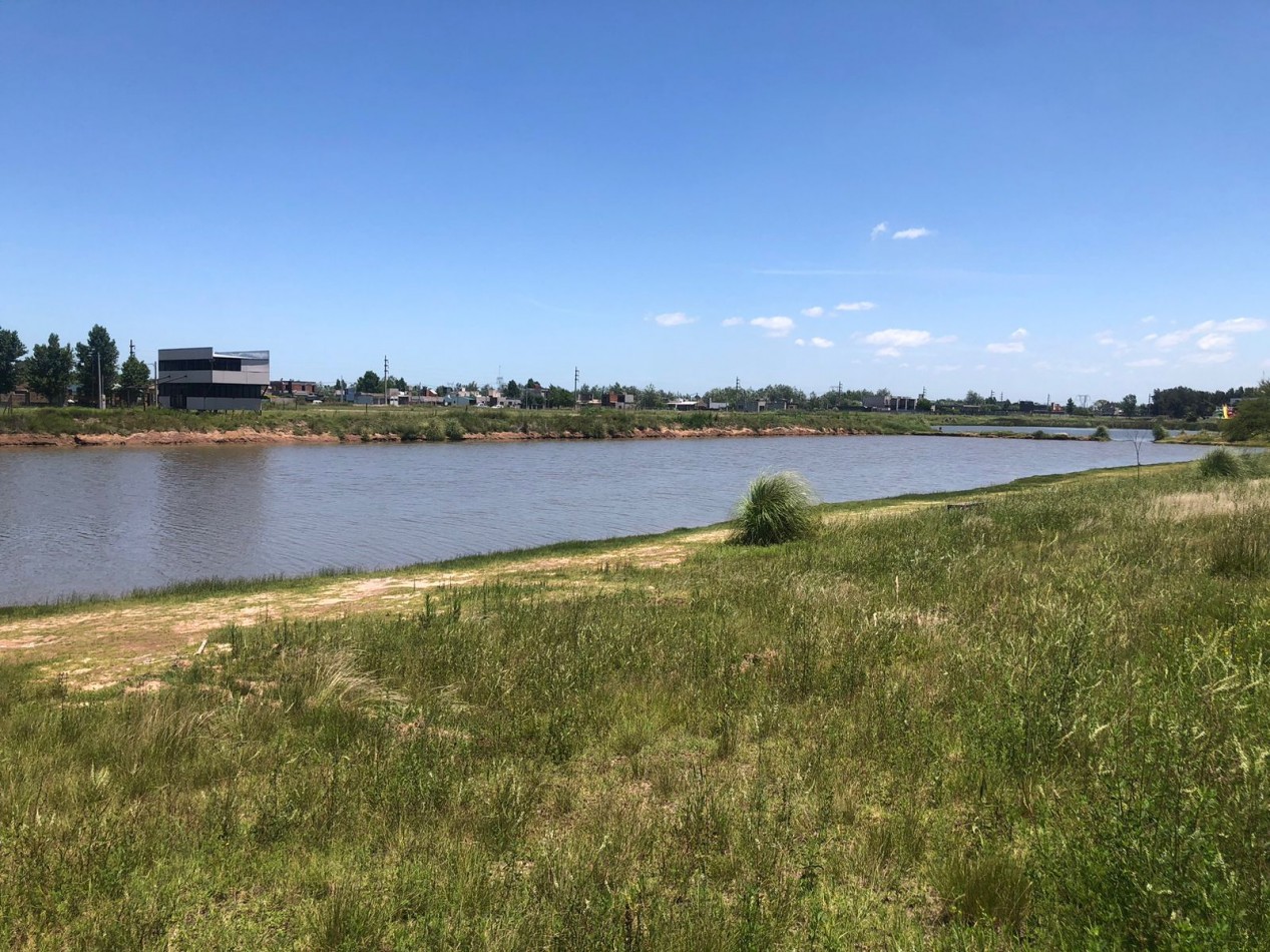 VENTA LOTE ROLDAN Lote 1000mts3  con salida a Lago Tierra de sueños 3 