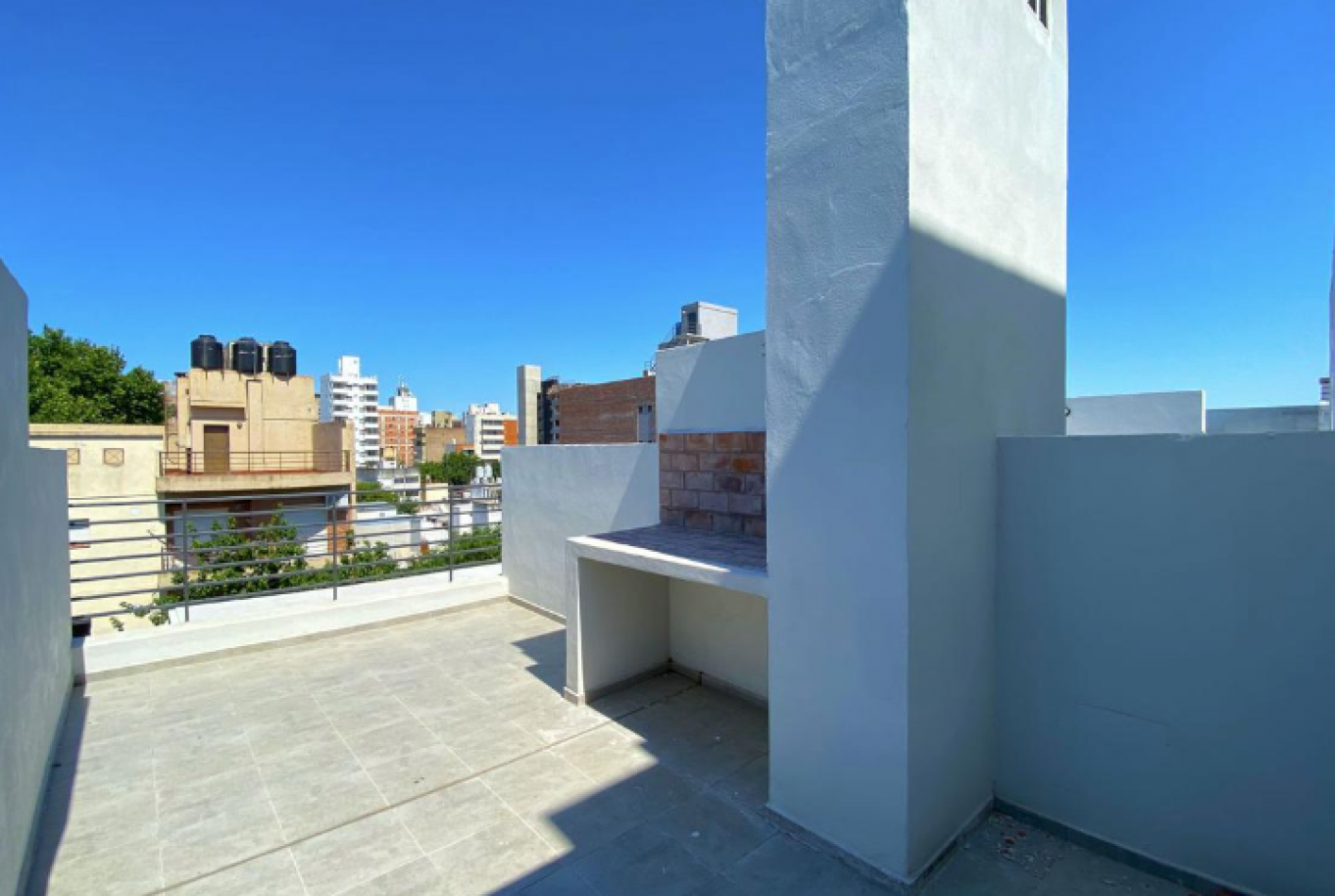 Monoambiente en venta en San Lorenzo e Iriondo en zona de Facultad de Medicina 