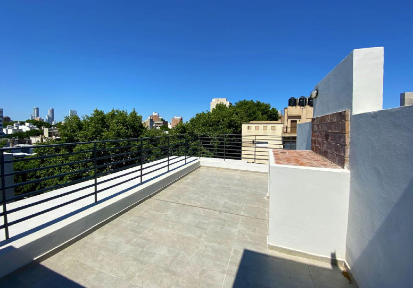 Monoambiente en venta en San Lorenzo e Iriondo en zona de Facultad de Medicina 