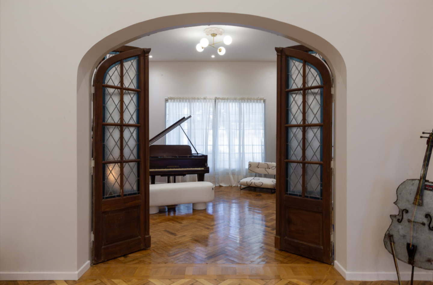 Casa de 4 dormitorios en Viamonte y Corrientes