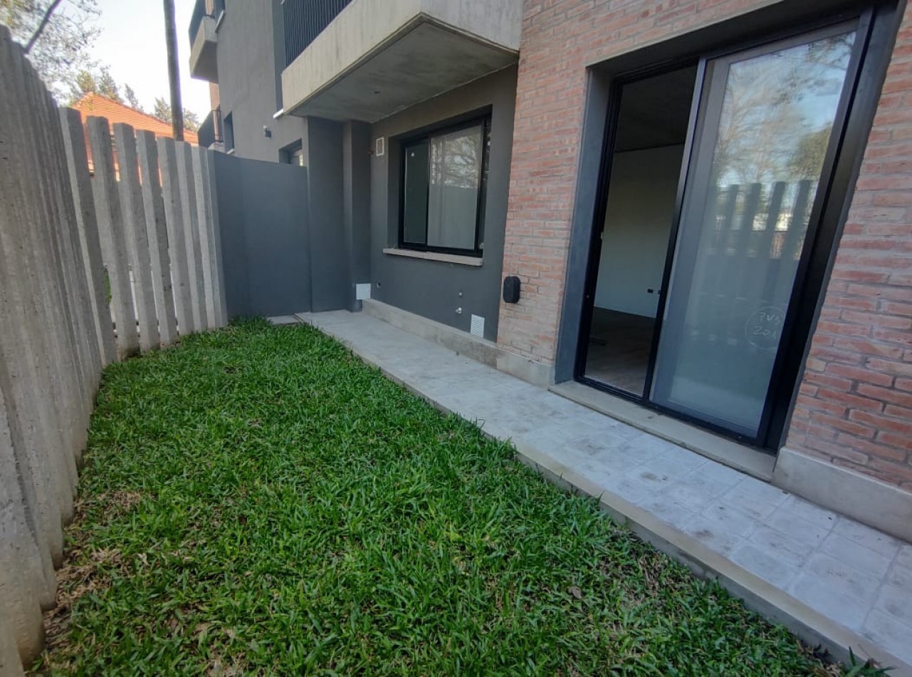 Departamento a estrenar en alquiler permanente con cochera y amenities en Funes Centro