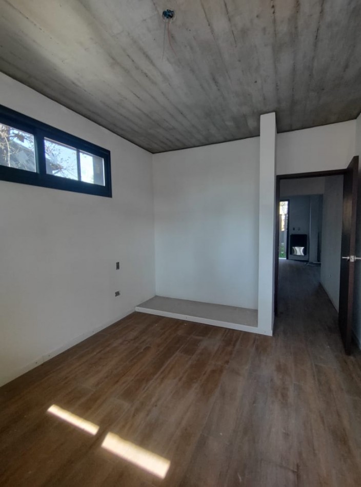 Departamento a estrenar en alquiler permanente con cochera y amenities en Funes Centro