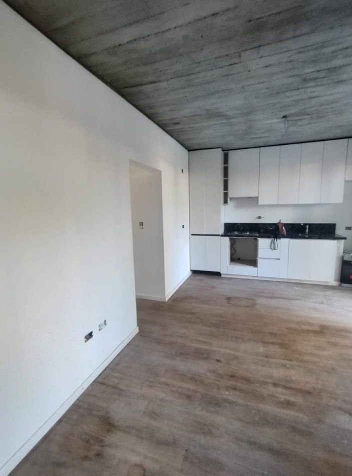 Departamento a estrenar en alquiler permanente con cochera y amenities en Funes Centro