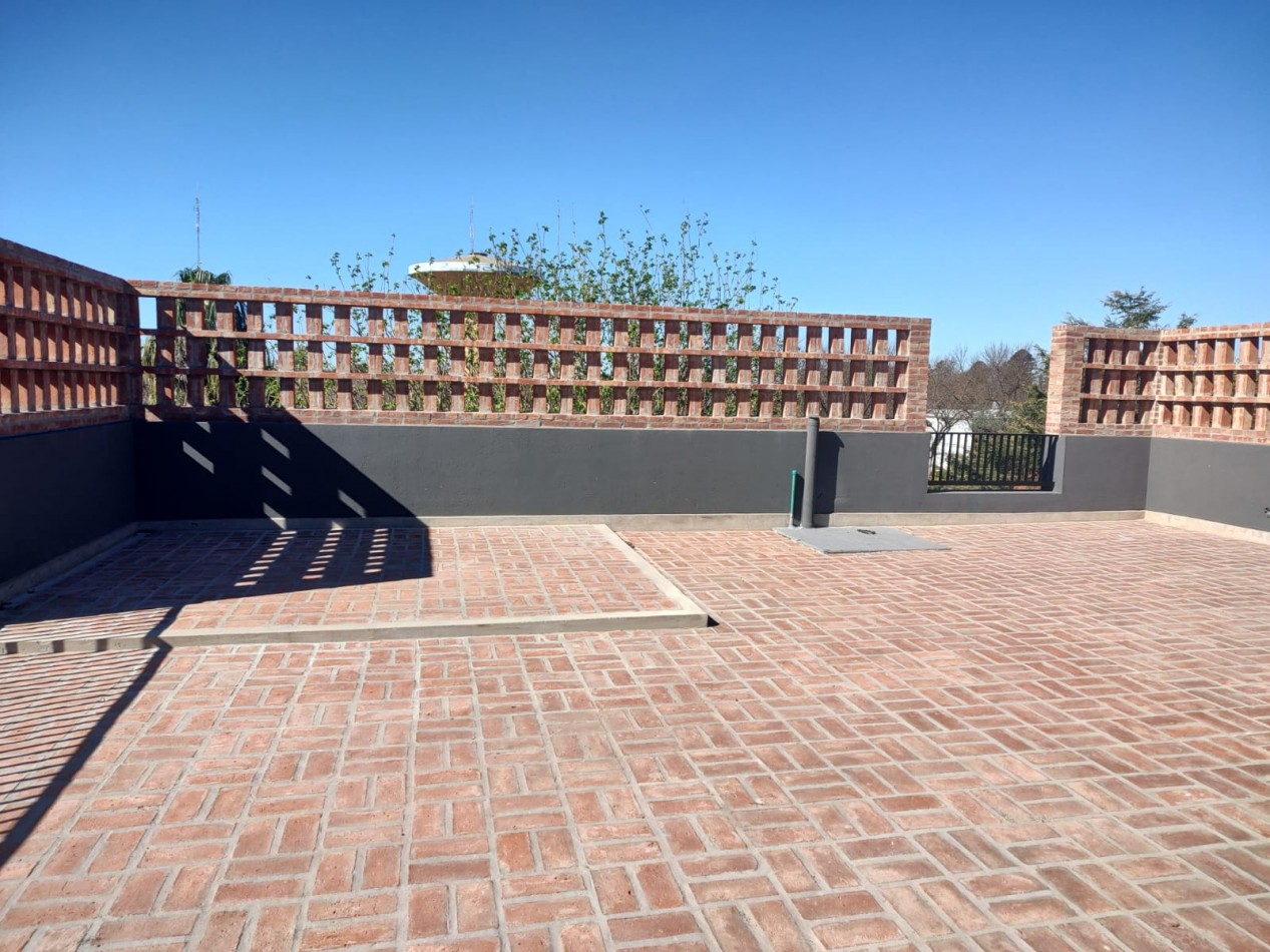 Departamento a estrenar en alquiler permanente con cochera y amenities en Funes Centro