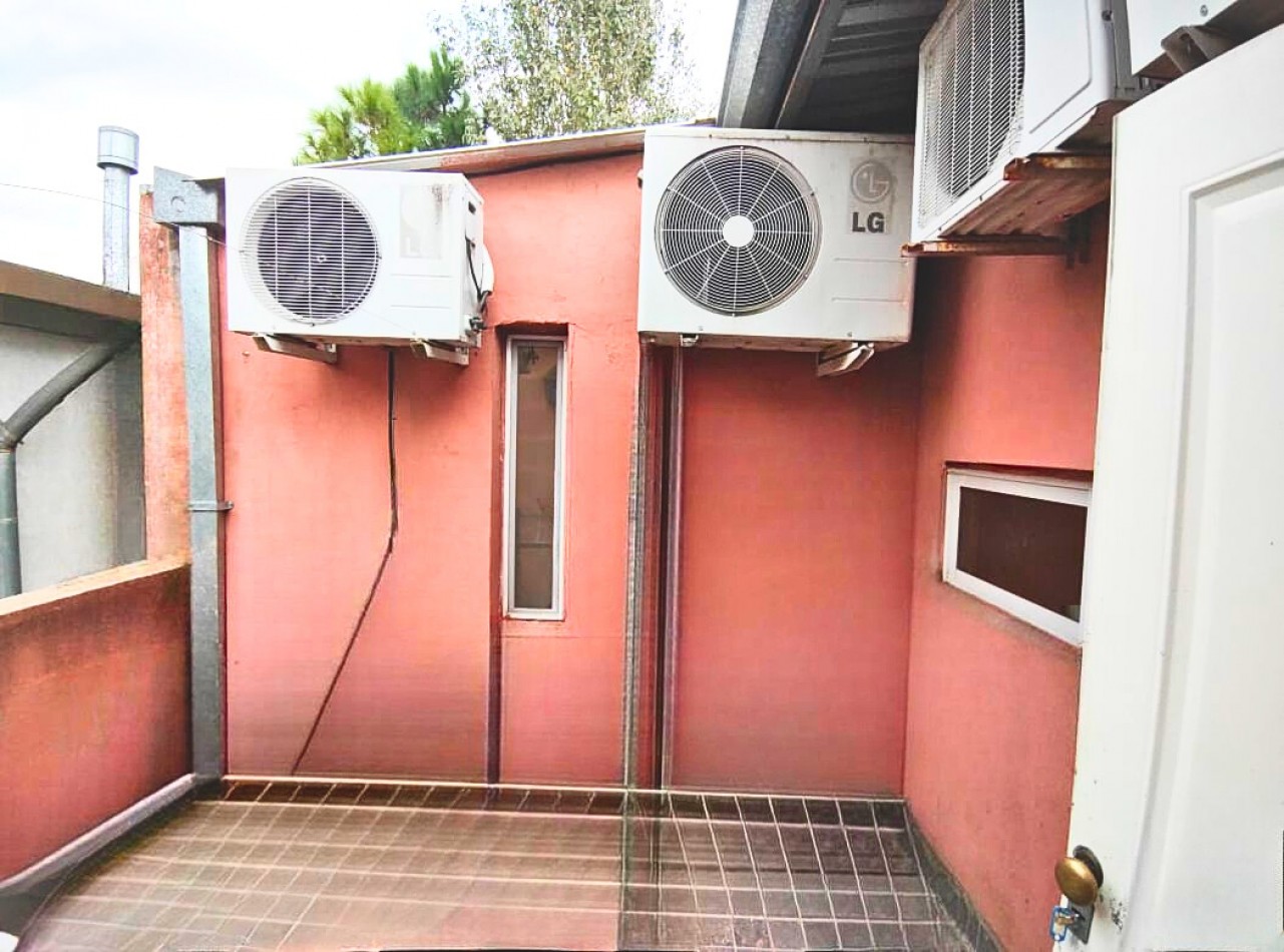 Casa en venta en Golondrinas y Av Fuerza Aerea