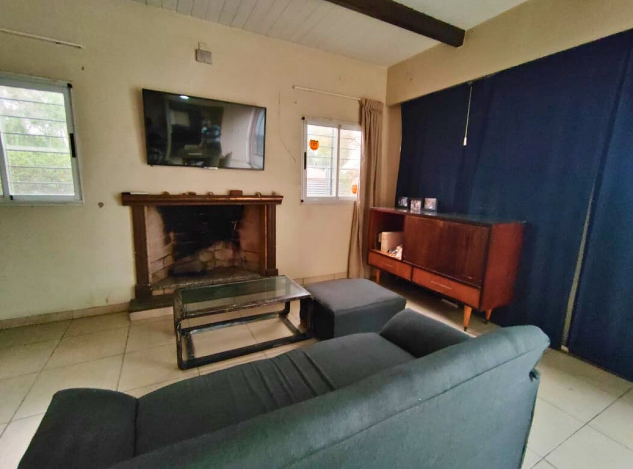 Casa en venta en Golondrinas y Av Fuerza Aerea