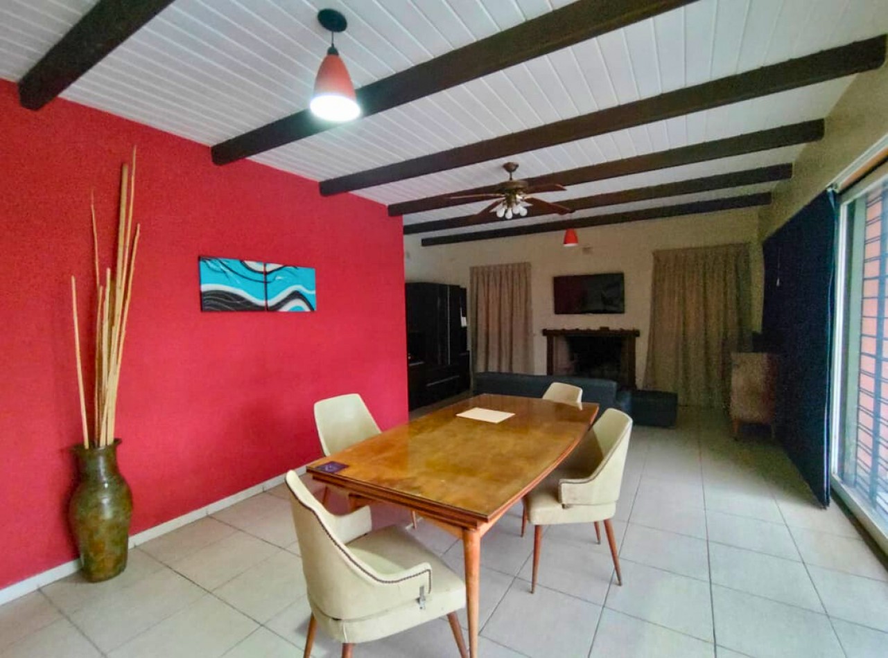 Casa en venta en Golondrinas y Av Fuerza Aerea
