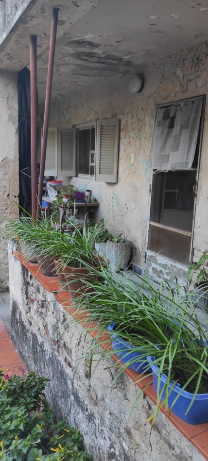 Casa a reciclar en Mendoza 5400 Barrio Belgrano Rosario -PERMUTA-