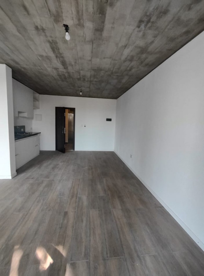 Departamento a estrenar en alquiler permanente con cochera y amenities en Funes Centro