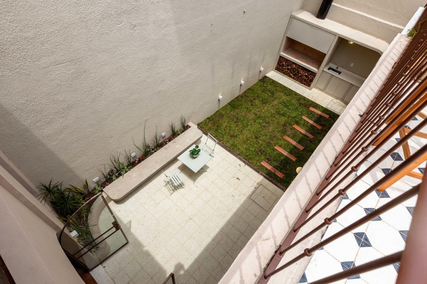 Casa de 4 dormitorios en Viamonte y Corrientes