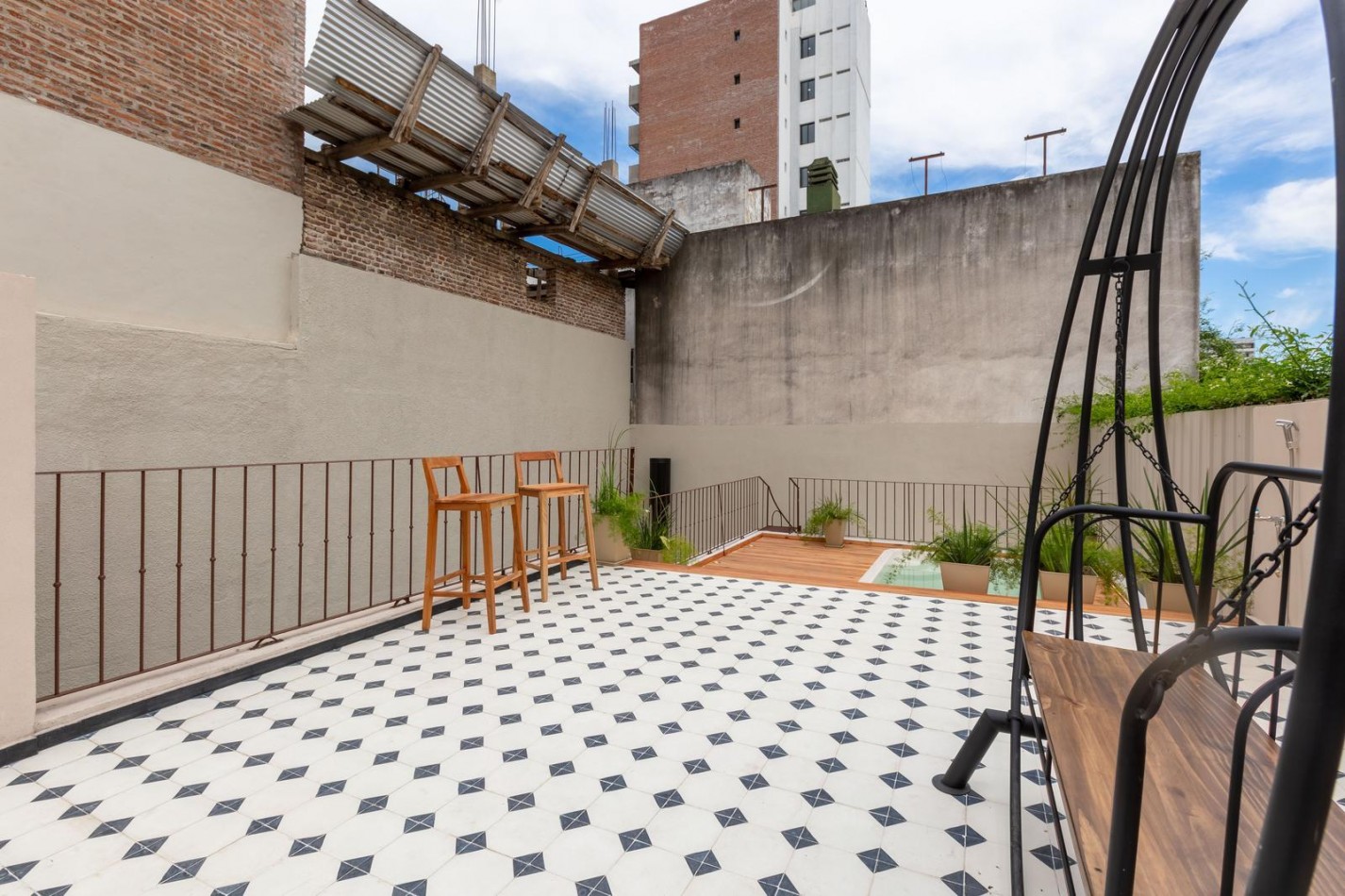 Casa de 4 dormitorios en Viamonte y Corrientes
