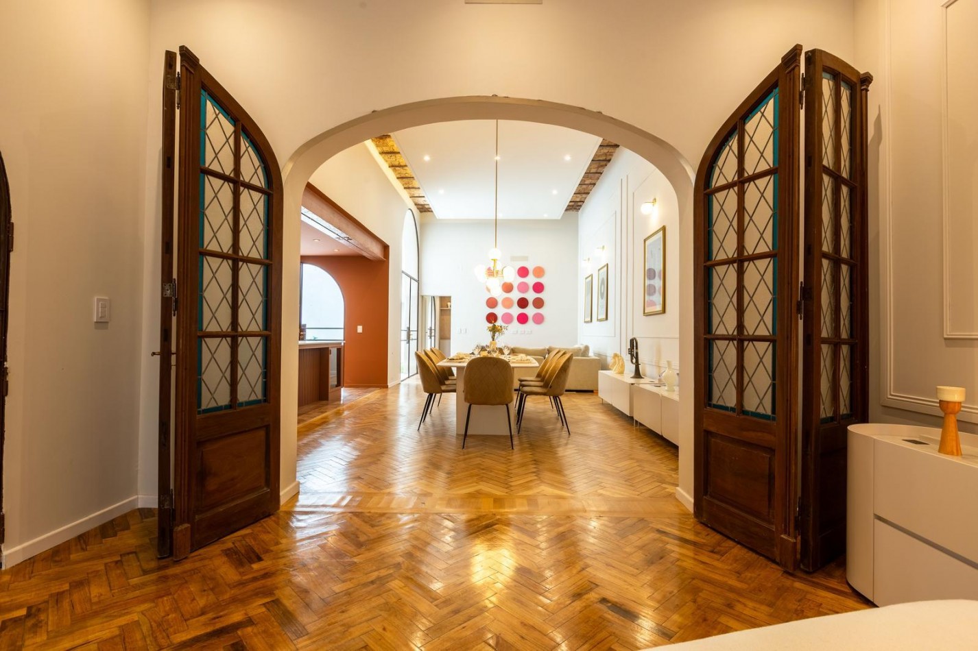 Casa de 4 dormitorios en Viamonte y Corrientes