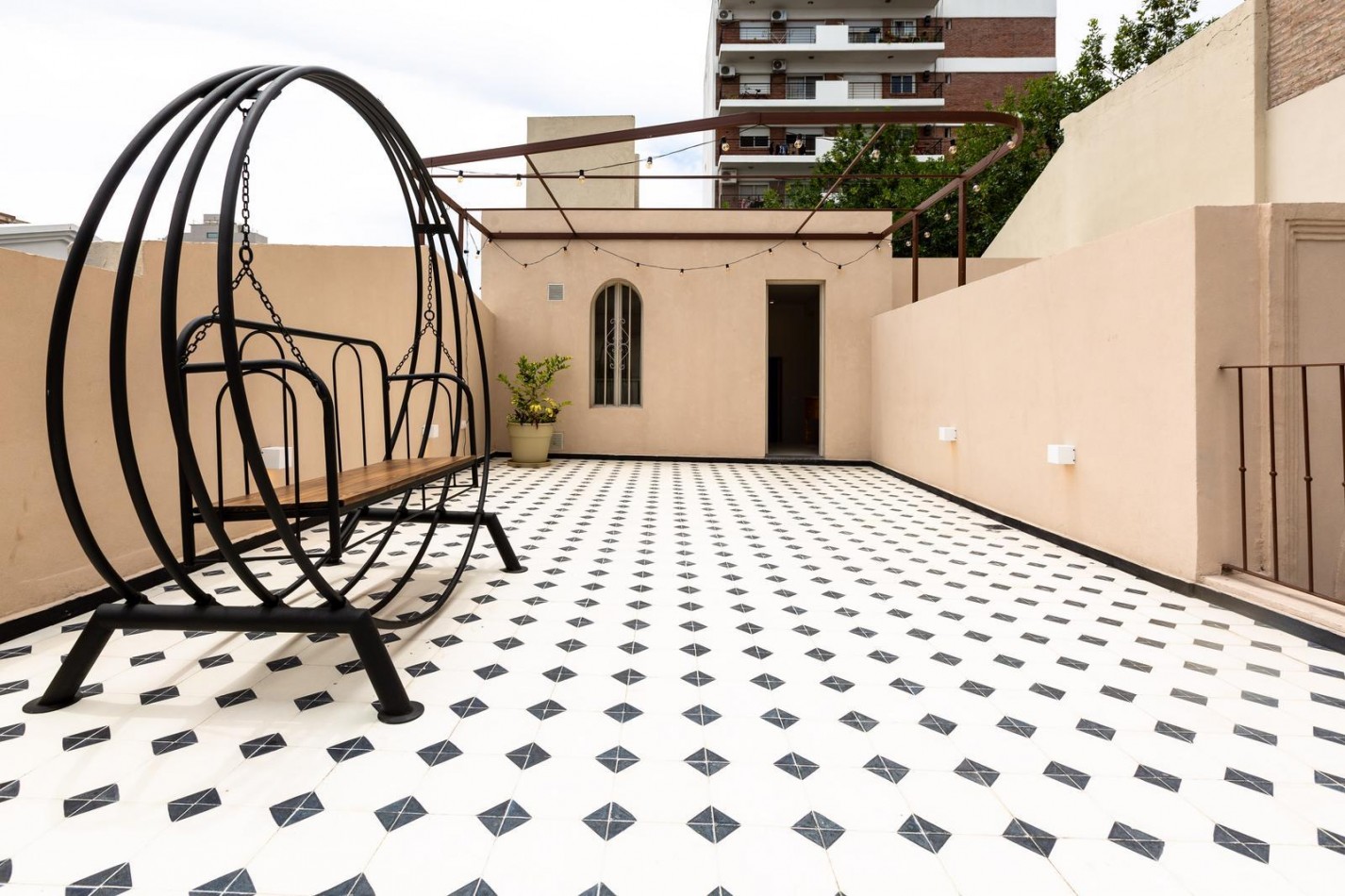 Casa de 4 dormitorios en Viamonte y Corrientes