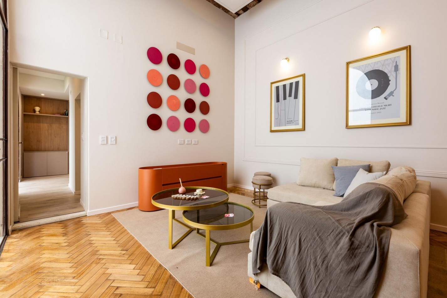 Casa de 4 dormitorios en Viamonte y Corrientes