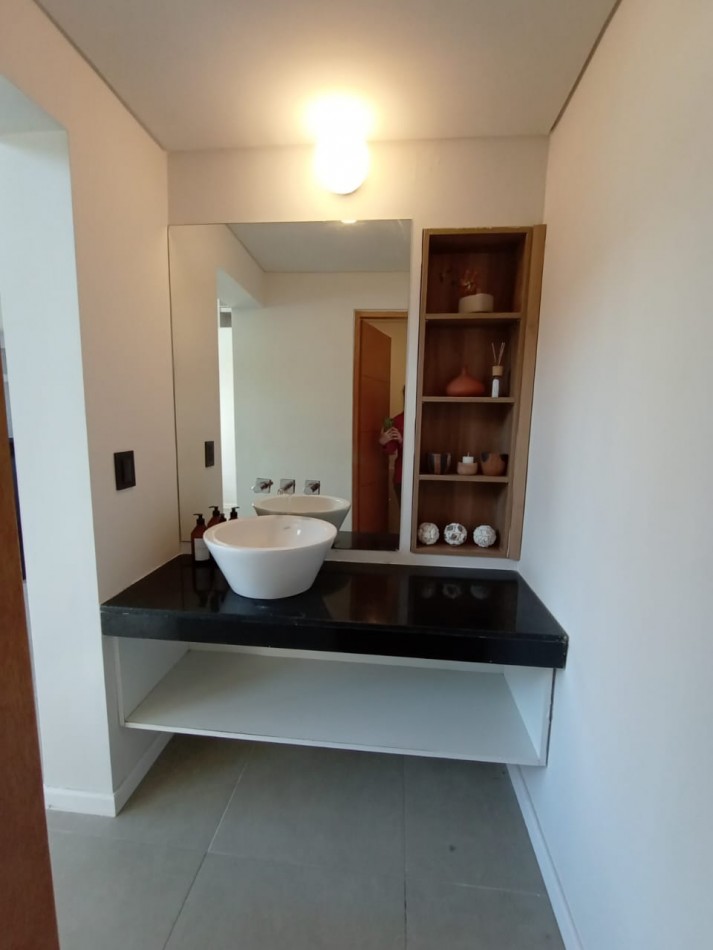 Casa en Miraflores de 3 dormitorios  