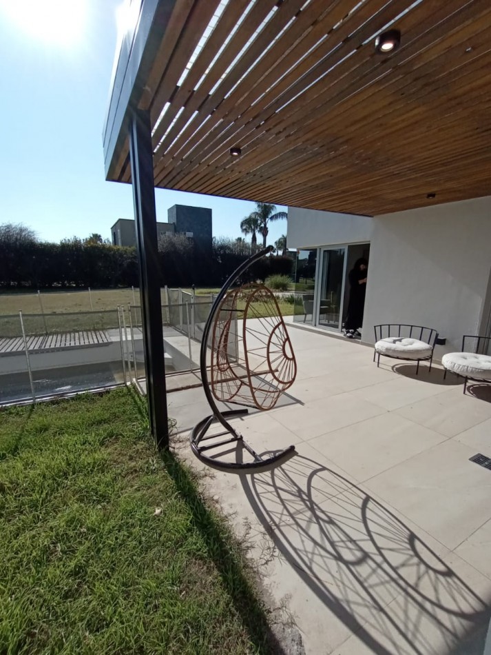 Casa en Miraflores de 3 dormitorios  