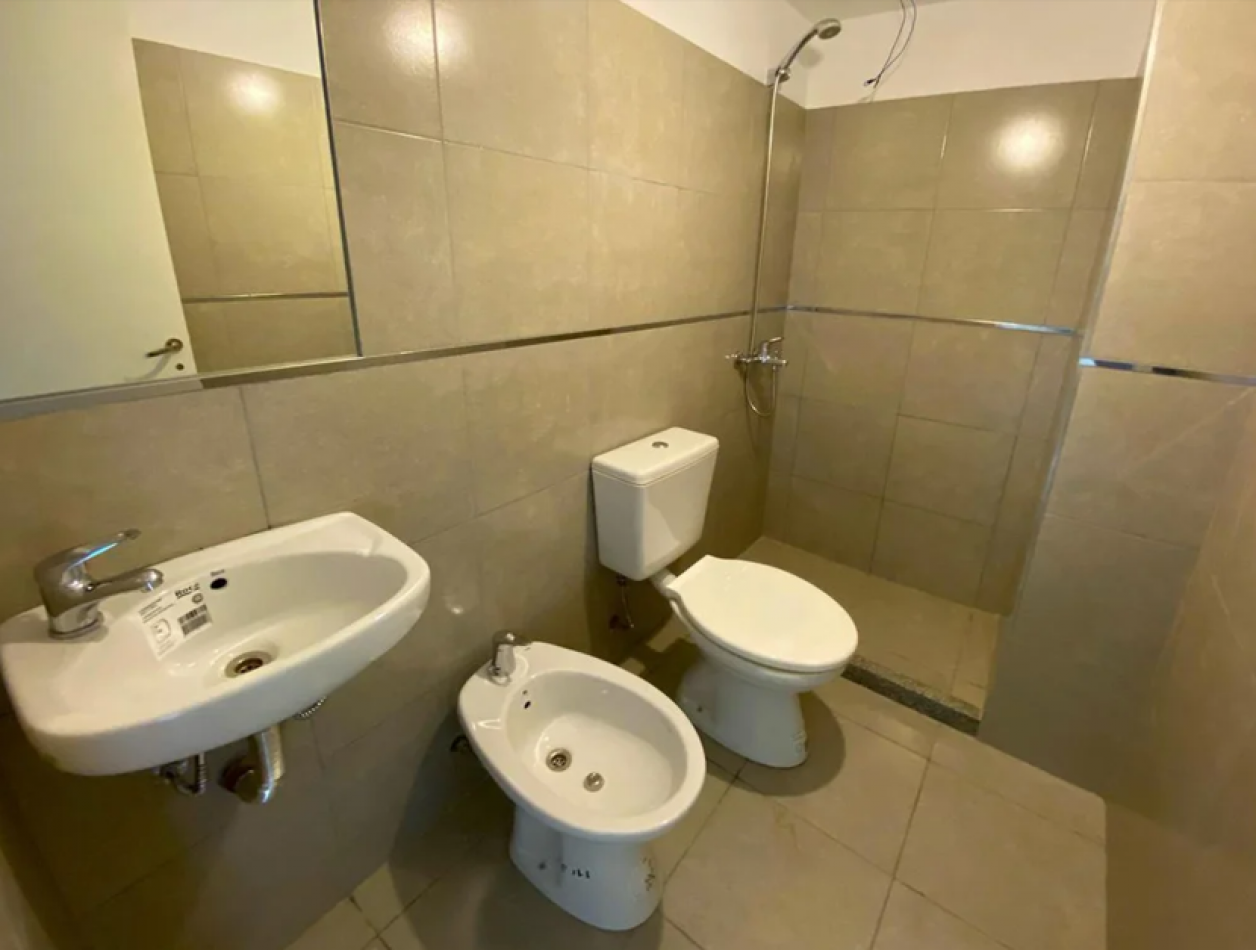Monoambiente en venta en San Lorenzo e Iriondo en zona de Facultad de Medicina 