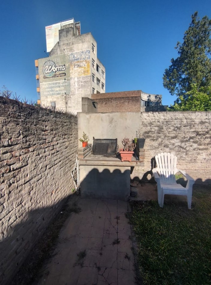 DEPARTAMENTO UNICO DE PASILLO EN FRAGA Y AV. EVA PERON EN ALQUILER