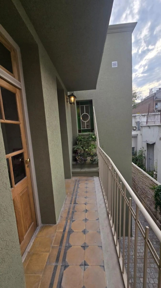 Casa de estilo de 3 dormitorios en Ricchieri 400