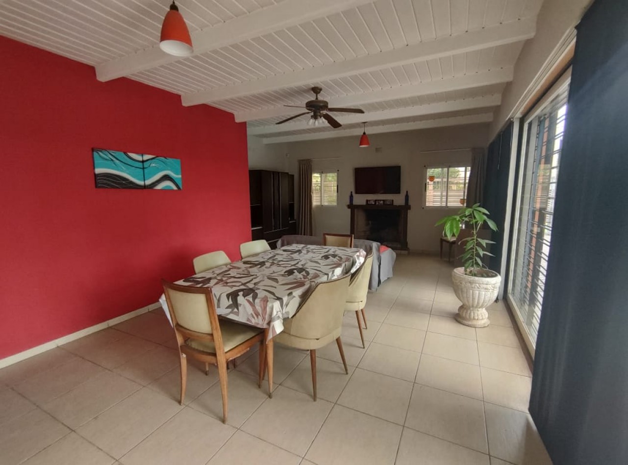 ALQUILER TEMPORAL DE IMPORTANTE INMUEBLE EN FUNES