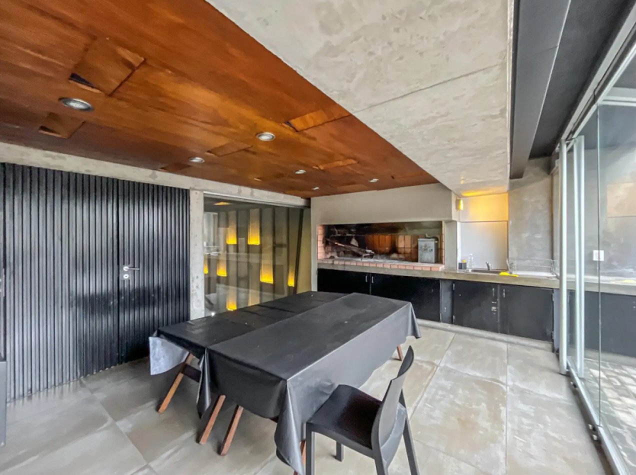 DEPARTAMENTO DE 2 DORMITORIOS EN RICCHIERI & TUCUMAN CON COCHERA INCLUIDA - Complejo Pichincha -