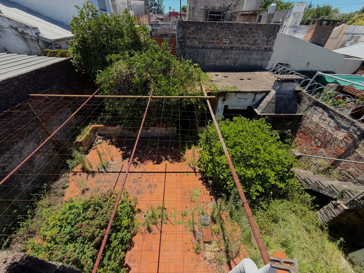 A reciclar Mendoza 5600 ROSARIO   200 MTS2 LOTE - VENTA URGENTE 