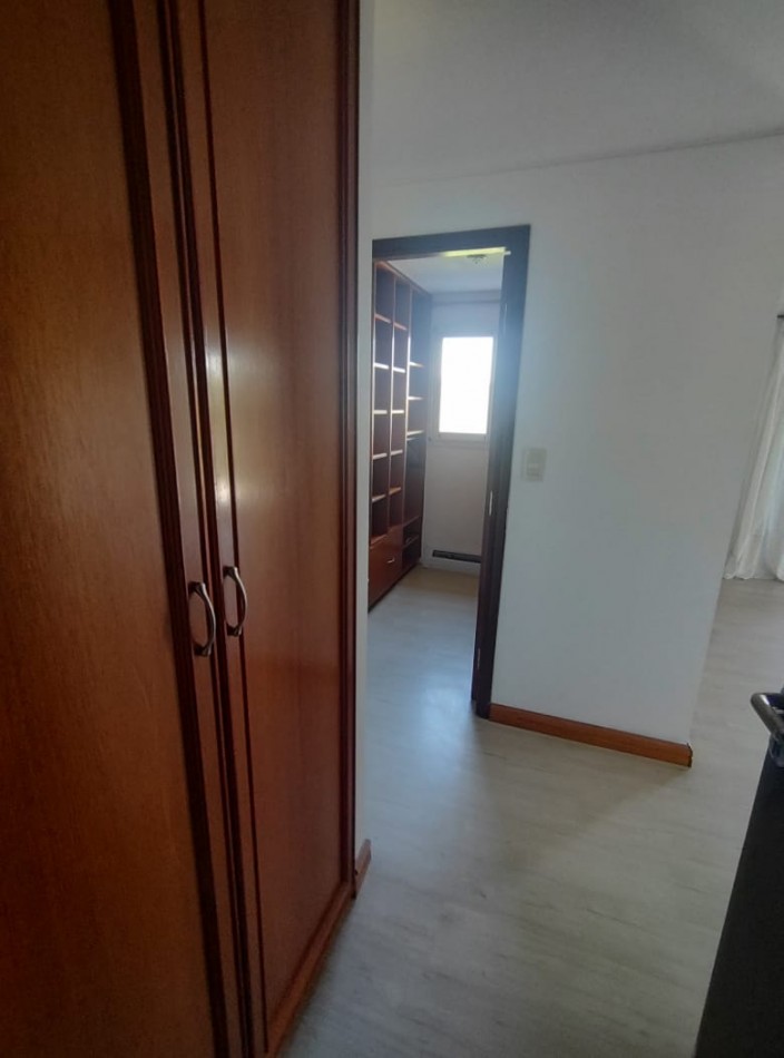 ALQUILER PERMANENTE BARRIO PRIVADO"SAN MARINO" FUNES HILLS