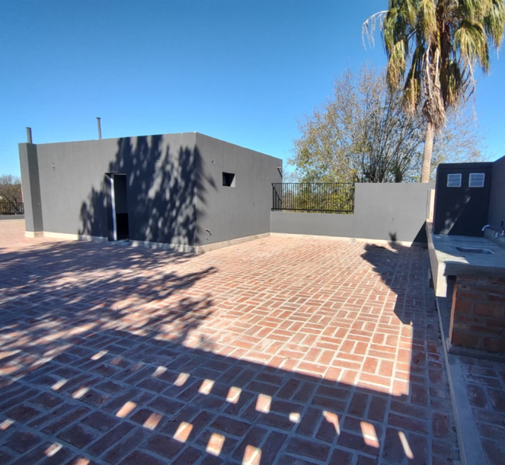 ALQUILER PERMANENTE BARRIO PRIVADO"SAN MARINO" FUNES HILLS