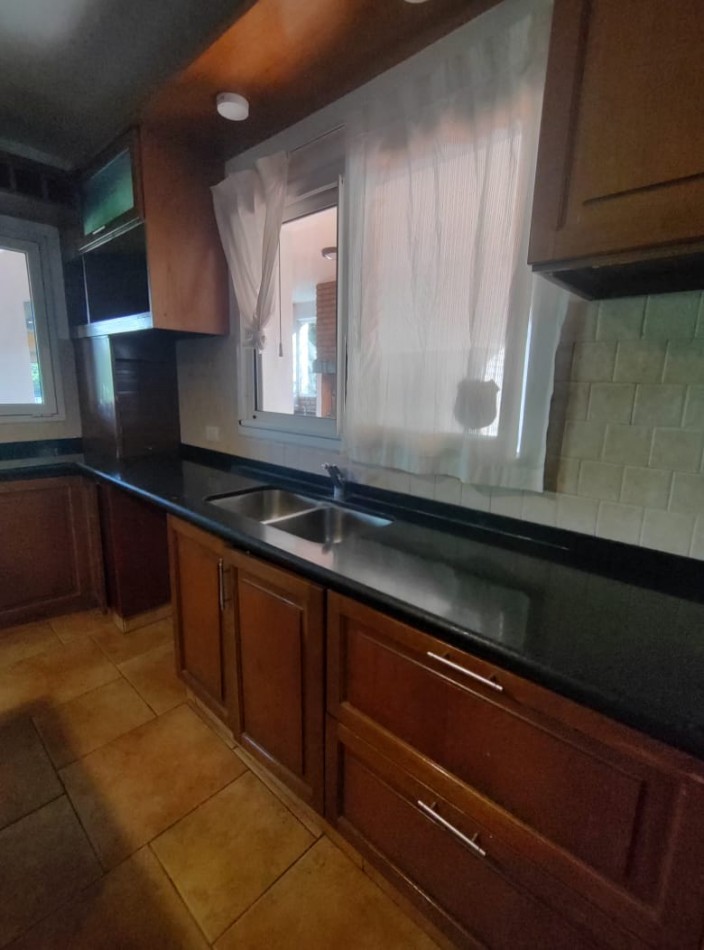 ALQUILER PERMANENTE BARRIO PRIVADO"SAN MARINO" FUNES HILLS