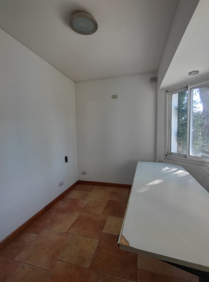 ALQUILER PERMANENTE BARRIO PRIVADO"SAN MARINO" FUNES HILLS