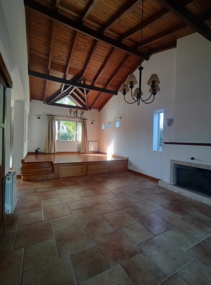 ALQUILER PERMANENTE BARRIO PRIVADO"SAN MARINO" FUNES HILLS