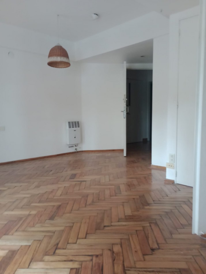ALQUILER DE DEPARTAMENTO DE 1 DORMITORIO Y COMODIN EN 9 DE JULIO 700 -ROSARIO CENTRO-