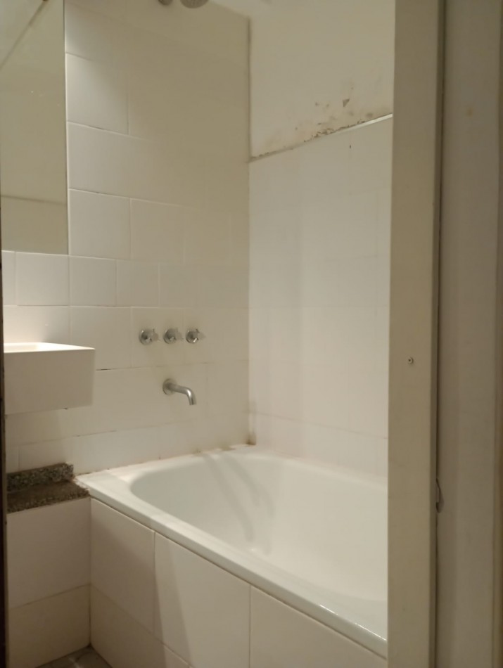ALQUILER DE DEPARTAMENTO DE 1 DORMITORIO Y COMODIN EN 9 DE JULIO 700 -ROSARIO CENTRO-