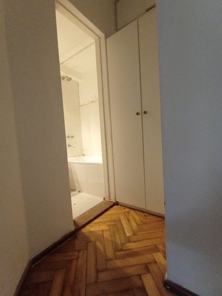 ALQUILER DE DEPARTAMENTO DE 1 DORMITORIO Y COMODIN EN 9 DE JULIO 700 -ROSARIO CENTRO-