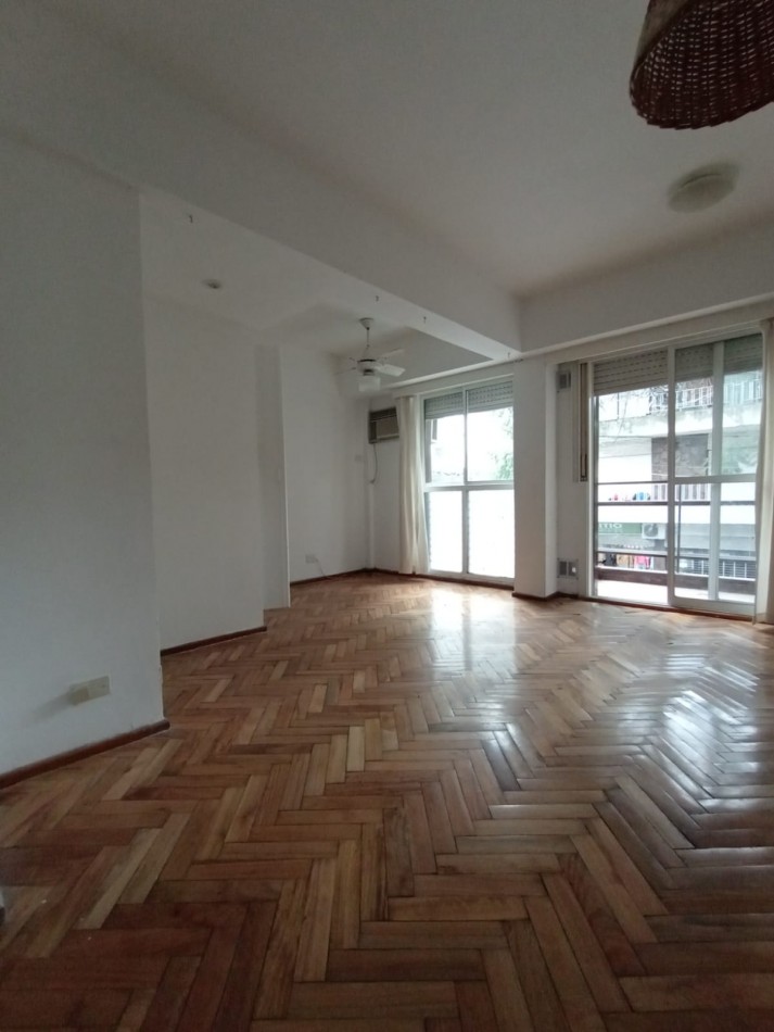 ALQUILER DE DEPARTAMENTO DE 1 DORMITORIO Y COMODIN EN 9 DE JULIO 700 -ROSARIO CENTRO-