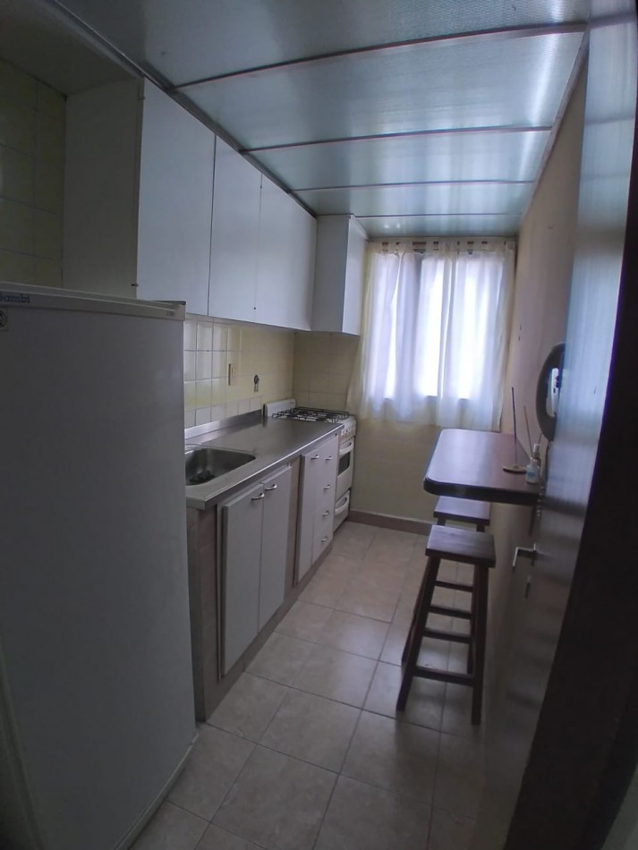 DEPARTAMENTO AMUEBLADO DE UN DORMITORIO EN ALQUILER EN ROSARIO CENTRO
