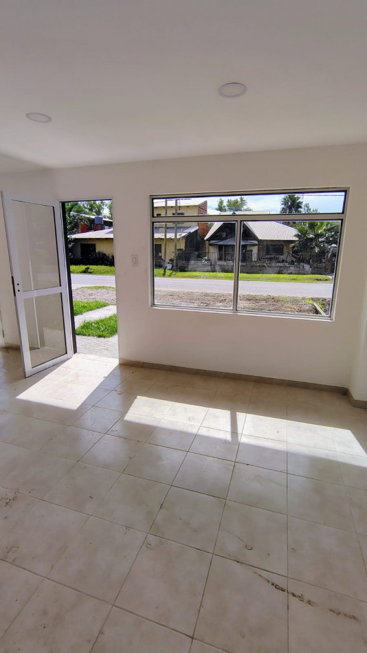 LOCALES COMERCIALES SE ALQUILAN JUNTOS O SEPARADOS EN FUNES NORTE