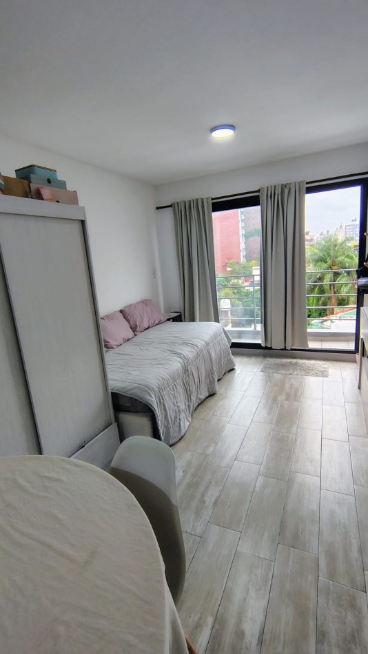 ALQUILER DE MONOAMBIENTE EN 3 DE FEBRERO 2400 "ROSARIO LOURDES"