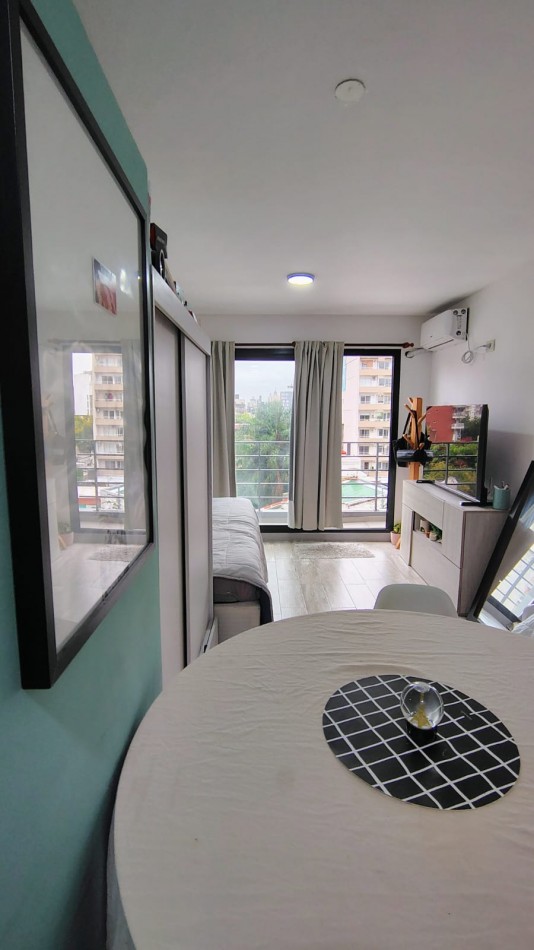 ALQUILER DE MONOAMBIENTE EN 3 DE FEBRERO 2400 "ROSARIO LOURDES"