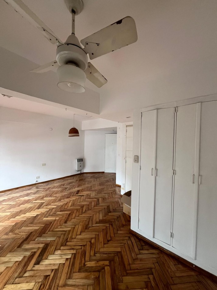 ALQUILER DE DEPARTAMENTO DE 1 DORMITORIO Y COMODIN EN 9 DE JULIO 700 -ROSARIO CENTRO-