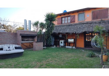 VENDE - FUNES  URBANA - GRAL. LOPEZ 1800