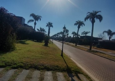 Terreno en Miraflores en venta